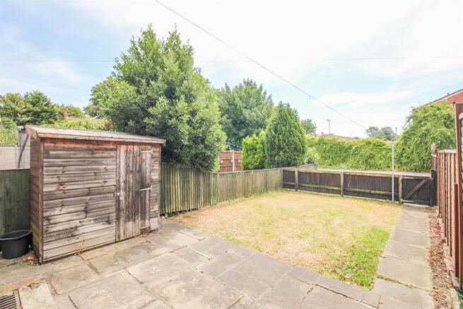 3 bed Terraced for sale Image 10