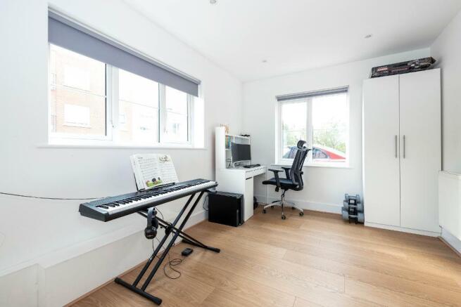 BEDROOM 4/STUDY