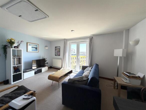 Living room pic 3.jpeg