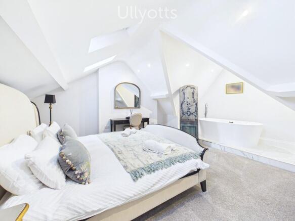 3 bed Semi-Detached to rent Image 8
