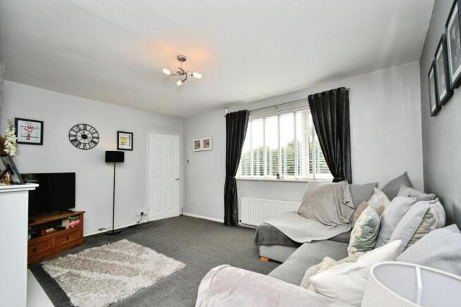 3 bed Semi-Detached for sale Image 6