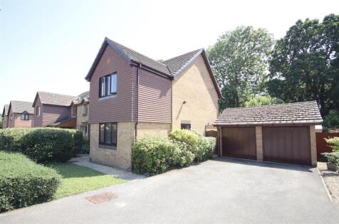 Tavinor Drive, Chippenham