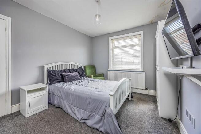 81 Chesterfield Road, Portsmouth-Small-PorticoMark