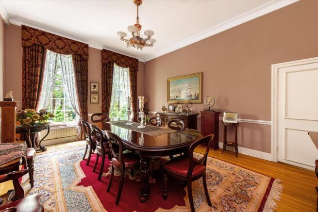 6, Hyde Park Crescent photo 4