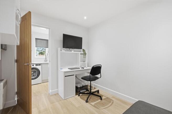 4 bed Detached for sale Image 10