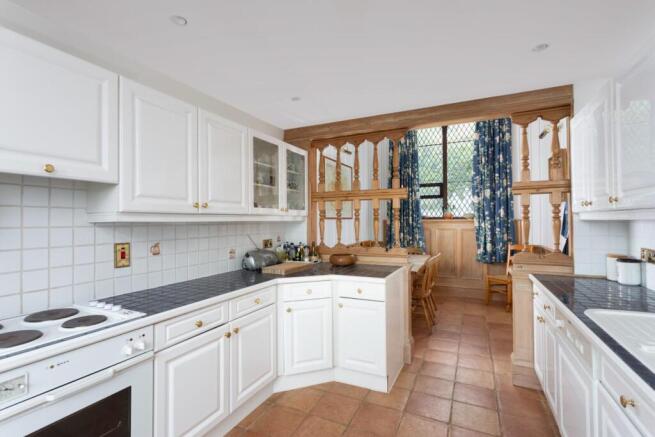 2 bed Detached for sale Image 6