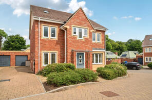 47, Trinity Circle, High Wycombe HP11 1FB