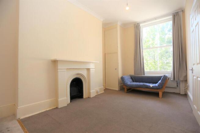 Flat 8, 35 Vernon Terrace (12).JPG