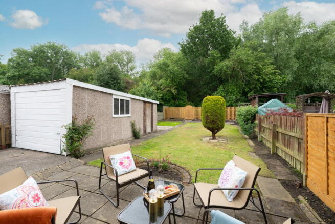 3 bed Semi-Detached for sale Image 4
