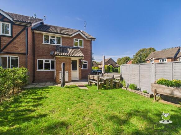 EweMove Estate Agents Basingstoke - Nursery Close 