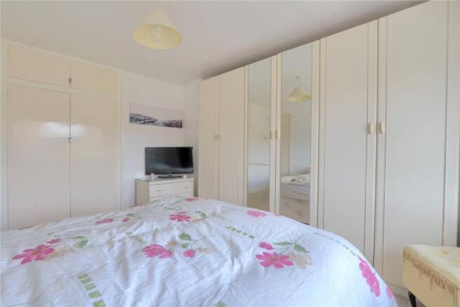 3 bed Semi-Detached for sale Image 12