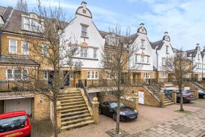 12, Admiralty Way, Teddington TW11 0NL