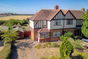 Kenilworth, Grove Lane, Great Kimble HP17 9TR