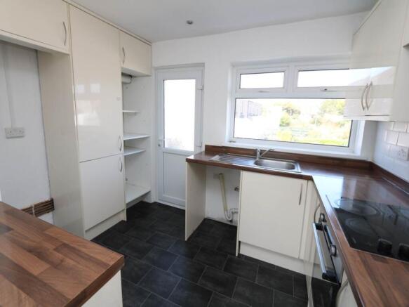 Kitchen 3