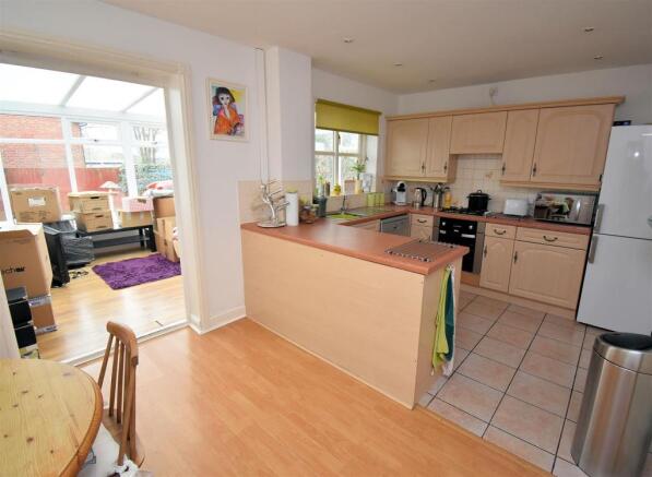 DINING KITCHEN.jpg