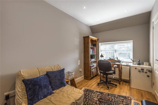 Bedroom/Study