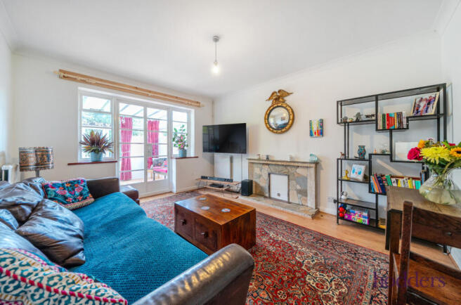 83778fd7-0e3e-483...