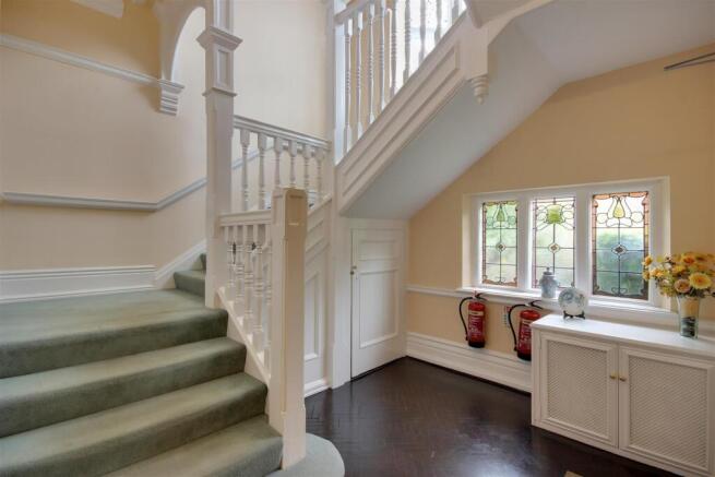 2 bed Apartment for sale Image 7