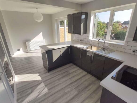 Kitchen/dining room