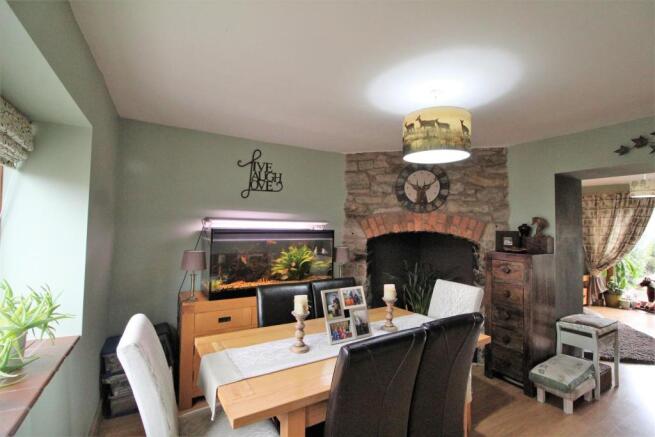 Dining Room.JPG