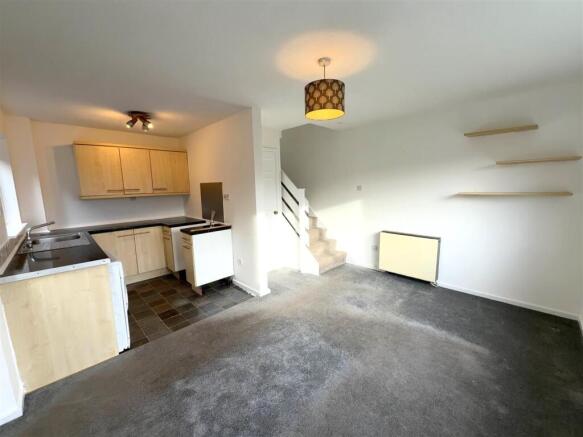 Open Plan Kitchen and Lounge