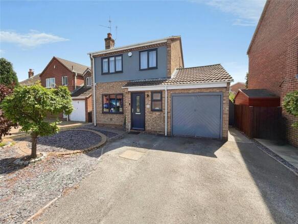 3 bed Detached for sale Image 9