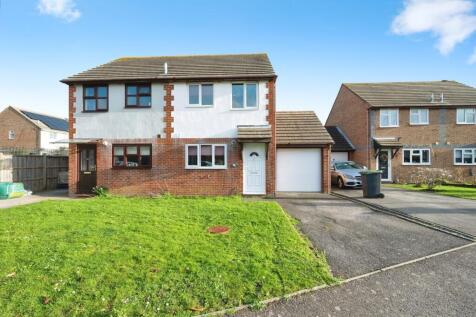 Kingfisher Close, Hayling Island, Hampshire, PO11