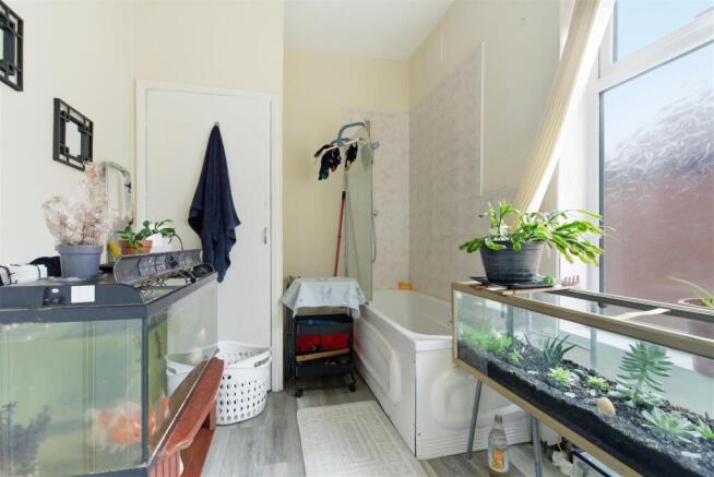 2 bed Block of Apartments for sale Image 11