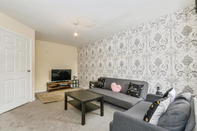 3 bed Detached for sale Image 4