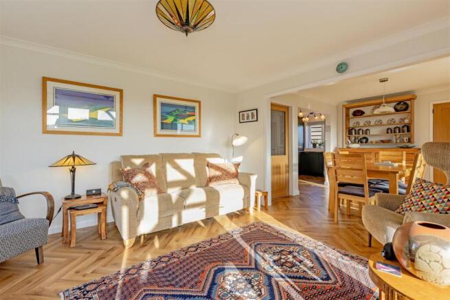 Open Plan Reception Room
