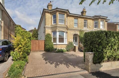 Upper Grosvenor Road, Tunbridge Wells