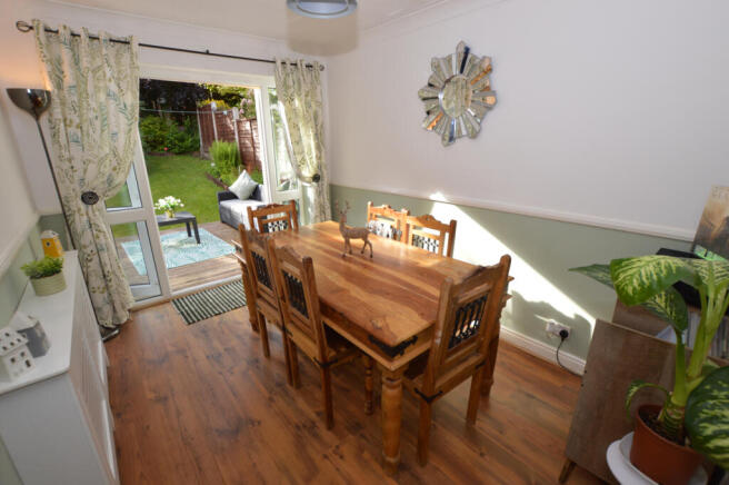4 bed Detached for sale Image 4