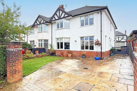 St. Helens Road, Harrogate, HG2
