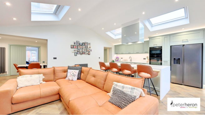 Open Plan Breakfasting Kitchen And Family Area