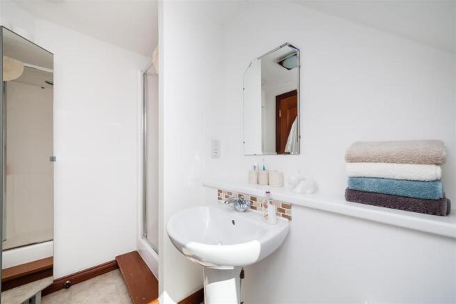 Master En-Suite
