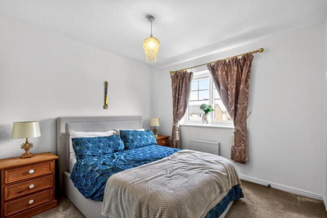 3 bed Semi-Detached for sale Image 10