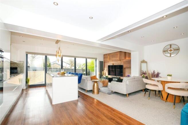 3 bed Detached for sale Image 6