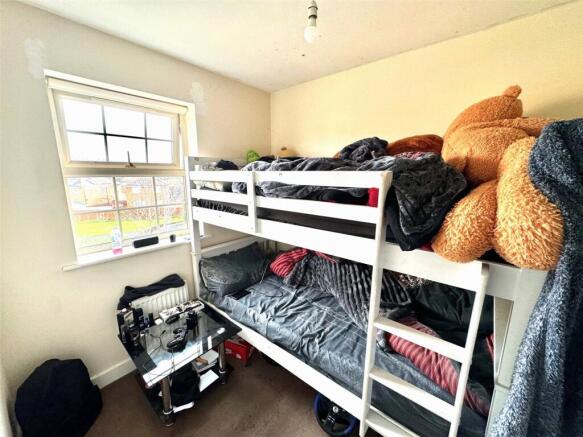 5 bed Town House for sale Image 8