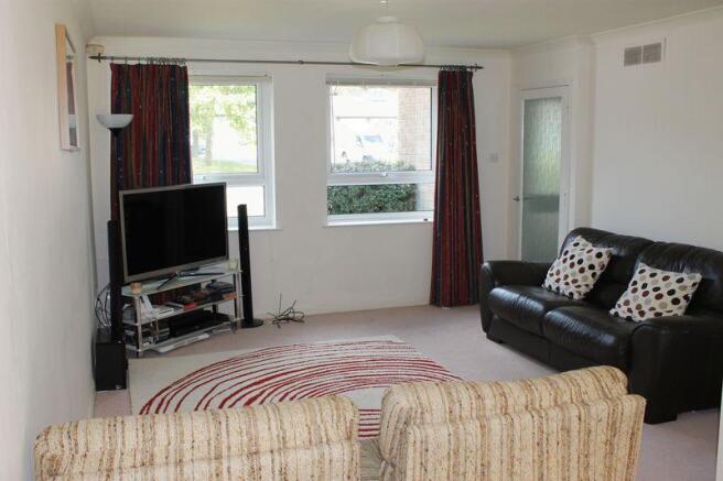 Sitting/Dining Room