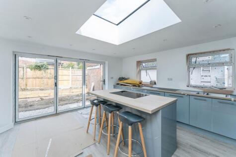 Bridgewater Drive, Vicars Cross, Chester, Cheshire, CH3