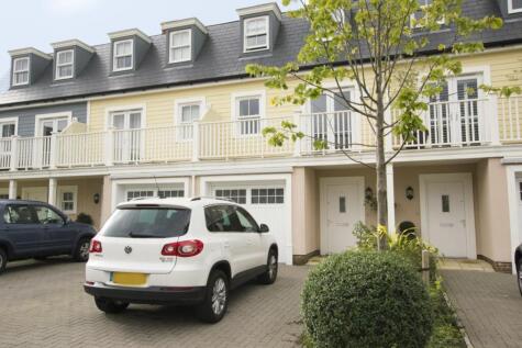 Westmount Close, Worcester Park, KT4
