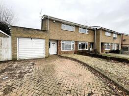 28, Loddon Road, Farnborough GU14 9NT