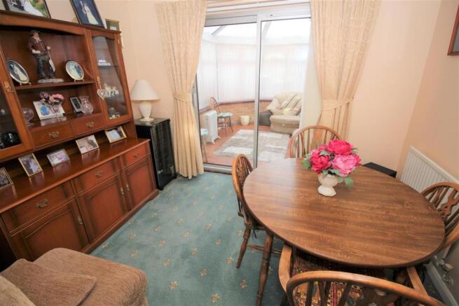 dining room.JPG