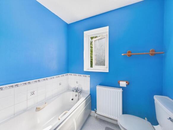 1 bed House for sale Image 7
