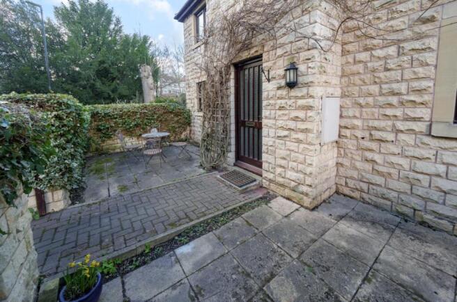 Courtyard Garden