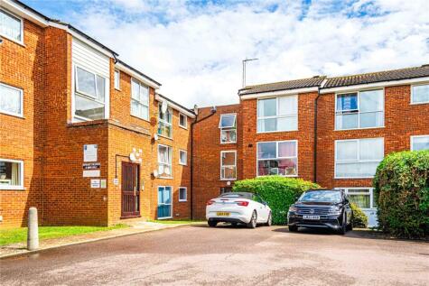 Nightingale Walk, Hemel Hempstead, Hertfordshire, HP2