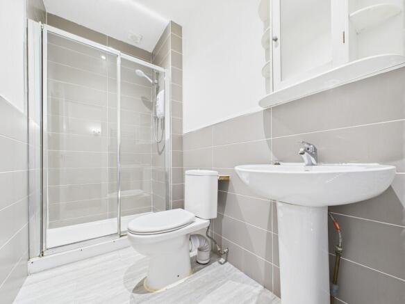 CAM04693G0-PR0087...