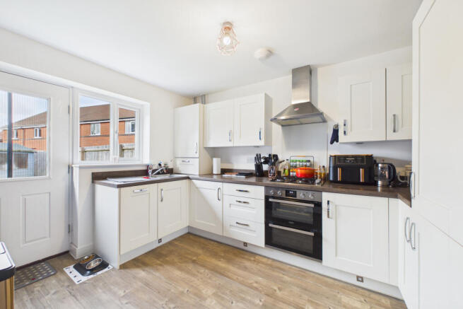 CAM05449G0-PR0053-STILL003