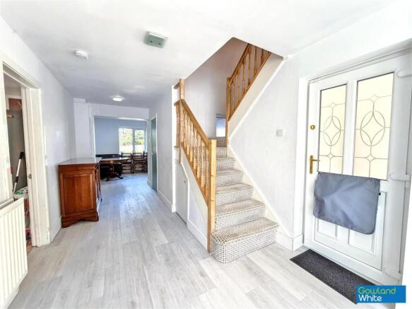 4 bed Detached for sale Image 11