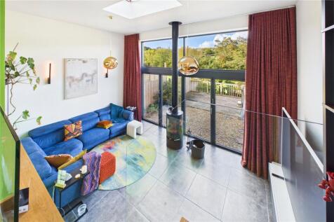 Somer Avenue, Midsomer Norton, Radstock, Somerset, BA3